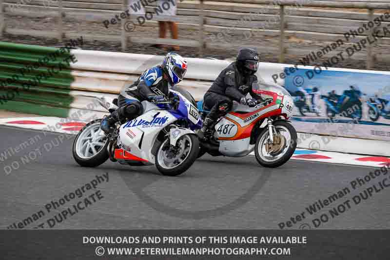 Vintage motorcycle club;eventdigitalimages;mallory park;mallory park trackday photographs;no limits trackdays;peter wileman photography;trackday digital images;trackday photos;vmcc festival 1000 bikes photographs